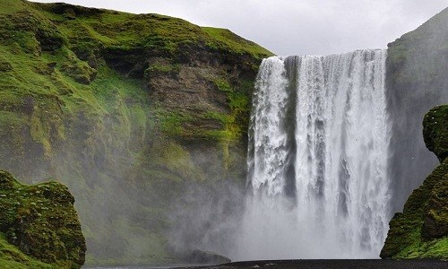 Kỳ ảo thác nước thần tiên xứ Băng đảo Iceland