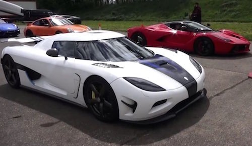 LaFerrari đọ sức cùng Koenigsegg Agera trên đường băng