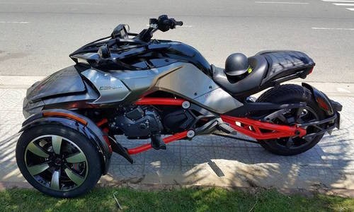 Môtô 3 bánh “khủng” Can-Am Spyder F3-S đầu tiên tại Việt Nam