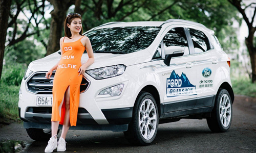 Người đẹp Cần Thơ "ẵm" Ford EcoSport mới cứng nhờ tập gym 