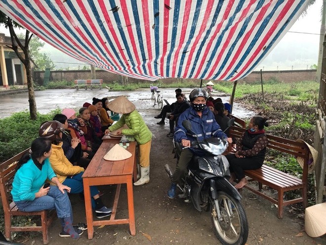 Dân chặn xe vào bãi rác Nam Sơn, Hà Nội lên gấp phương án xử lý rác thải