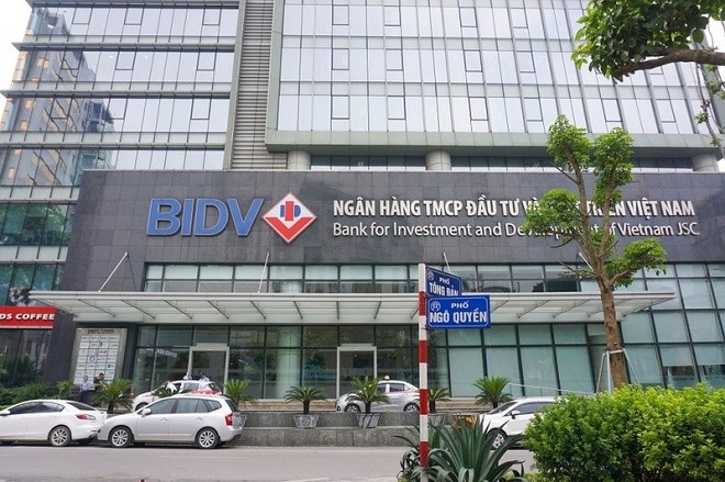 BIDV, VietinBank… rao bán hàng loạt khoản nợ trăm tỷ đồng