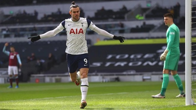 Golf thủ Gareth Bale muốn khoác áo Tottenham