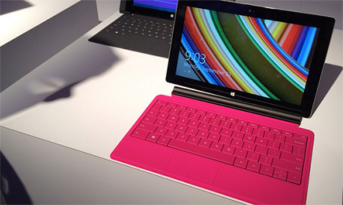 Microsoft Surface 4 sẽ có thêm phiên bản màn hình 8 inch