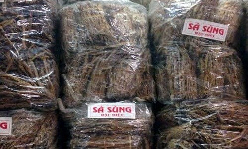 “Siêu” mỳ chính sá sùng 5 triệu đồng/kg chất đống chợ Đồng Xuân