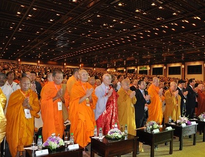 Khai mạc Vesak 2014: Hàng vạn Phật tử dự hội