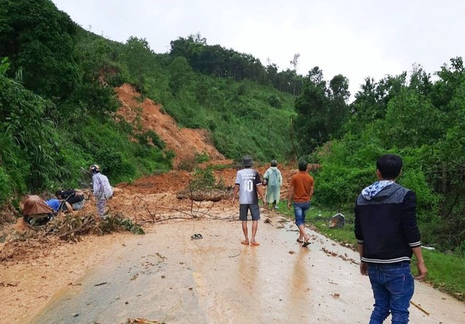 Tìm thấy thi thể nạn nhân bị vùi lấp vụ sạt lở ở Bắc Trà My