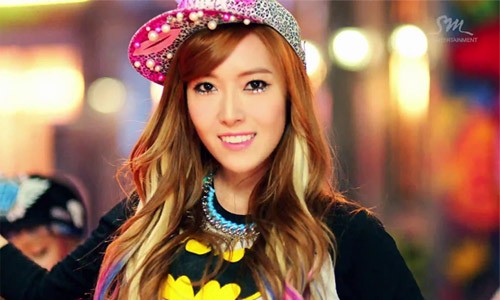 Jessica “tố” công ty quản lý và thành viên SNSD chơi xấu