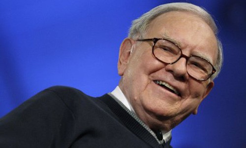 Tỷ phú Warren Buffett và bí quyết thuyết phục vạn người nghe 