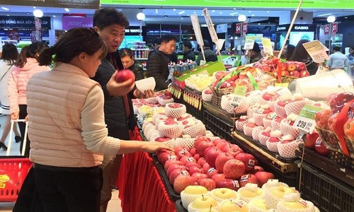 400.000 đồng/kg táo Nhật, nhiều người Việt săn lùng mua về ăn