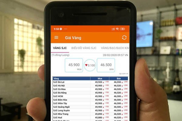 Cách cập nhật giá vàng và giá xăng bằng điện thoại