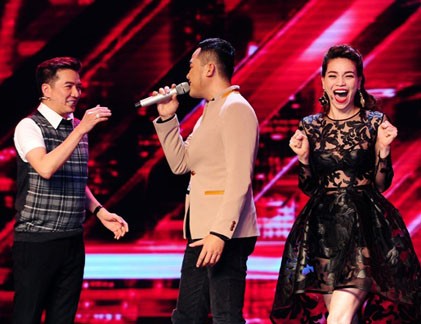 BGK X Factor bỏ ghế nóng vì thí sinh nam hát giọng nữ