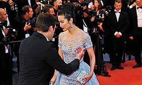 Lý do Lý Băng Băng bị mời ra khỏi thảm đỏ Cannes