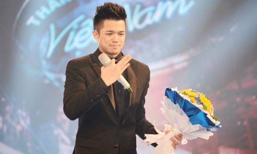 Trọng Hiếu đoạt quán quân Vietnam Idol 2015