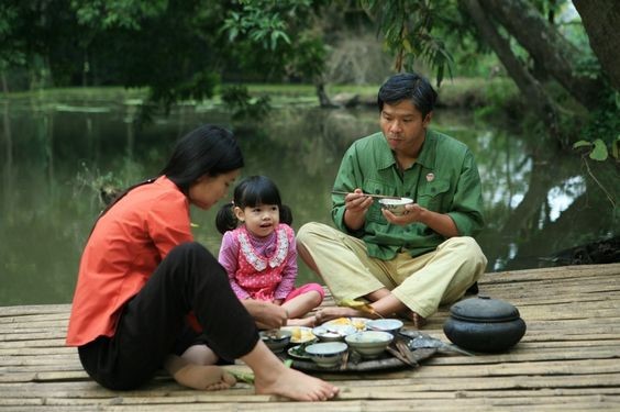 Bối cảnh phim “Thương nhớ ở ai”: Gộp 18 ngôi làng thành một