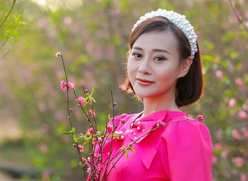 "Quỳnh búp bê" Phương Oanh ăn kiêng ngày Tết để ép cân