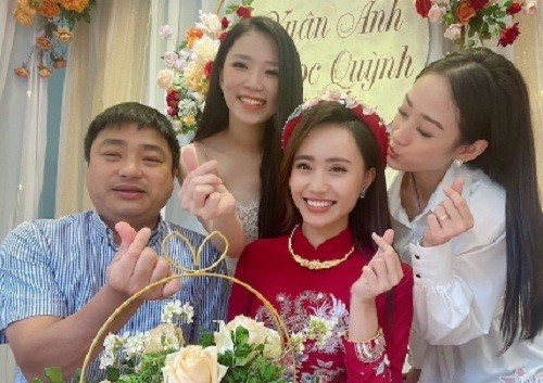 MC Xuân Anh thời tiết VTV xinh đẹp trong lễ ăn hỏi 