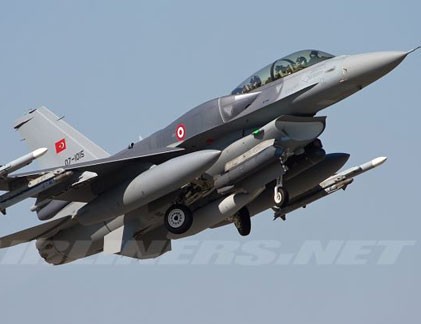 F-16 Thổ đánh chặn “đôi cánh ma thuật” Su-24 Syria