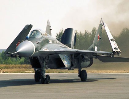 MiG-29K/KUB bắt đầu hộ vệ tàu chiến Nga