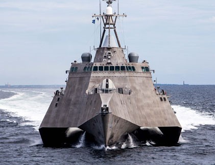 Nội soi “quái vật 3 thân” USS Coronado của Hải quân Mỹ