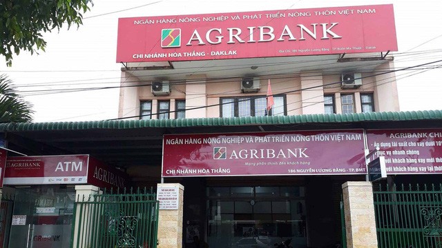 Đang truy bắt đối tượng nổ súng cướp ngân hàng Agribank ở Đắk Lắk