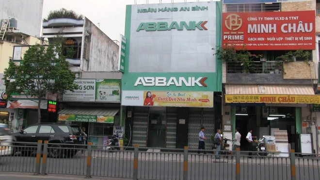 Băng cướp ngân hàng ABBank ở TP HCM sa lưới thế nào?