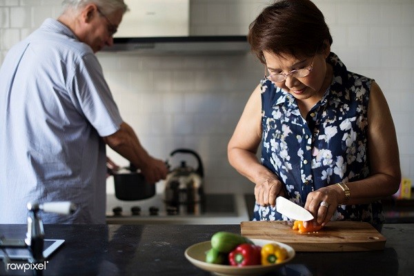 Đàn ông ngoại tình thường ‘giả nai’ thốt ra những câu này