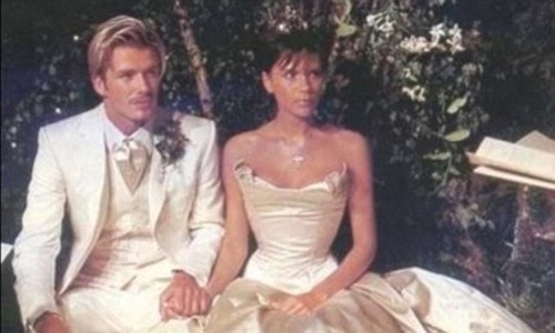 Victoria - David Beckham ngọt ngào kỷ niệm 17 năm ngày cưới