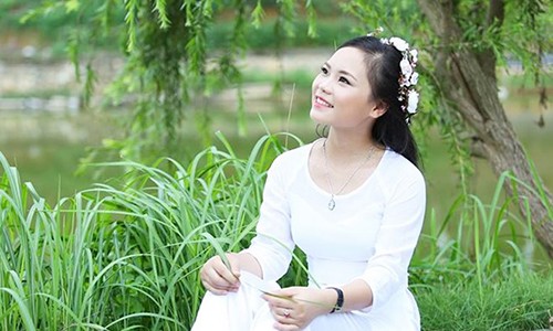 Mẹ gom phế liệu, bố gánh sỏi thuê, con thi đại học 27 điểm