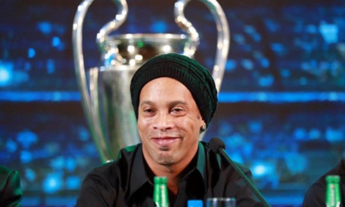 Bí mật sốc chưa từng thấy về danh thủ Ronaldinho