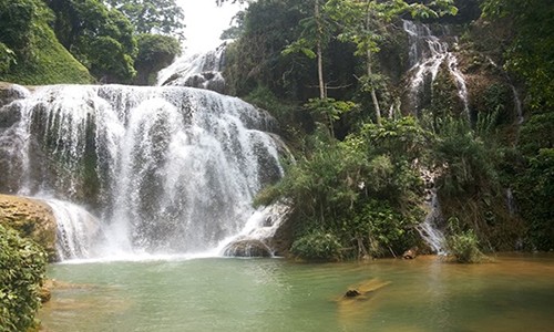 Kỳ vĩ vẻ đẹp “bồng lai tiên cảnh” của Thác Mu