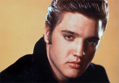 Những chuyện lạ lùng về hồn ma Elvis Presley