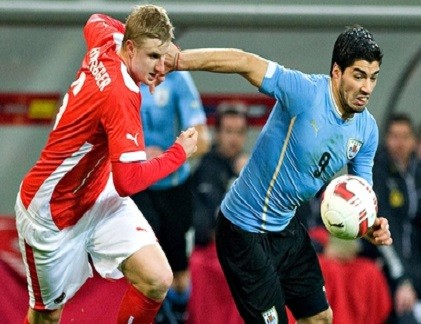 Uruguay - Costa Rica: Thấy rõ kẻ dưới cơ