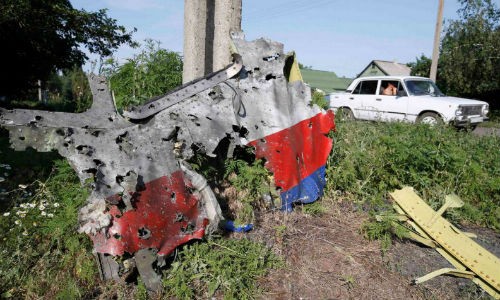 Chuyên gia Đức: MH17 bị Su-25 bắn vào buồng lái?