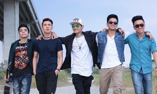 Thí sinh Vietnam Idol 2015 bị loại vì chọn sai bài hát