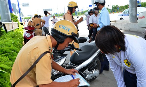 Có nên xử phạt vi phạm giao thông bằng lao động công ích?