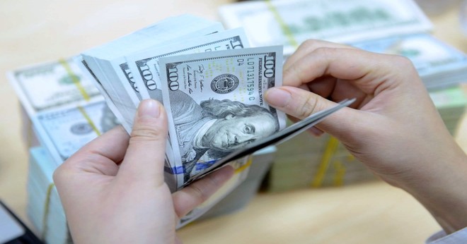 Tỷ giá USD hôm nay 23/8: Trung tâm vẫn giảm?