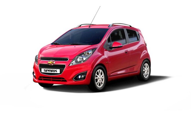 Chevrolet Spark Zest 392 triệu đồng vừa ra mắt có gì mới?