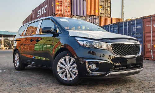 Kia Sedona 2015 bất ngờ về Việt Nam