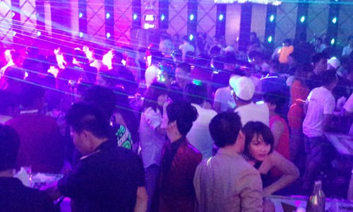 “Đột nhập” O3 Club, nơi thác loạn của dân chơi Vũng Tàu