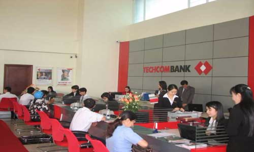 Hải Phòng gửi văn bản “ưu tiên” Techcombank: Chuyên gia kinh tế nói gì?