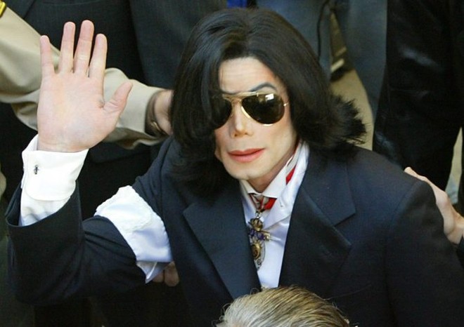 Ông hoàng nhạc pop Michael Jackson vẫn kiếm tiền tỷ dù qua đời đã nhiều năm