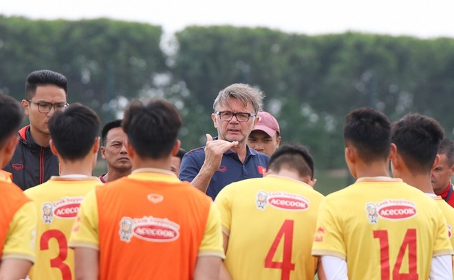 HLV Philippe Troussier và U23 Việt Nam: Đường dài mới biết ngựa hay 