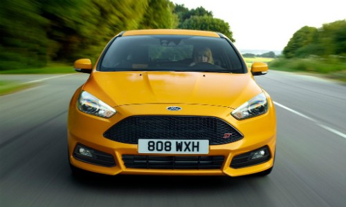 Ford Focus ST 2015 mới khuất phục mọi dân chơi