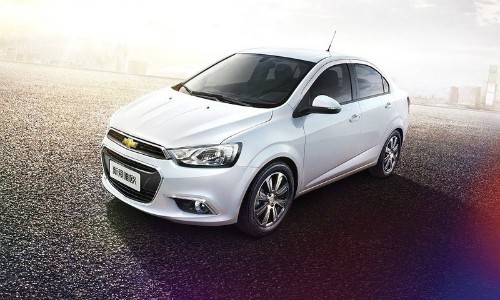 Ảnh hiếm hoi tuyệt đẹp của Chevrolet Aveo 2015 