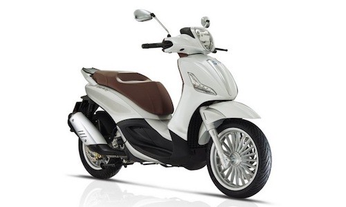 Piaggio trình làng xe tay ga động cơ "sạch" Beverly 2016