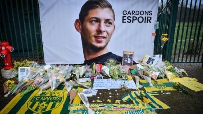 Phát hiện máy bay chở ngôi sao bóng đá Argentina Emiliano Sala gặp nạn