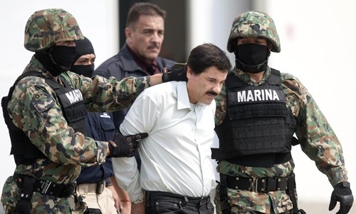 “Ông trùm” El Chapo cai trị cả nhà tù