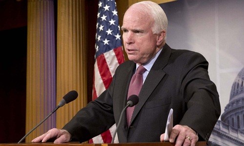 Đằng sau việc Thượng nghị sĩ John McCain “khen” Nga ở Syria?