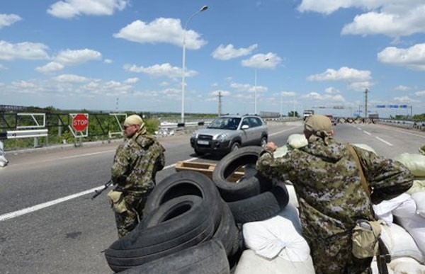 Tự vệ Lugansk có thêm lính chuyên nghiệp, chuẩn bị phản công